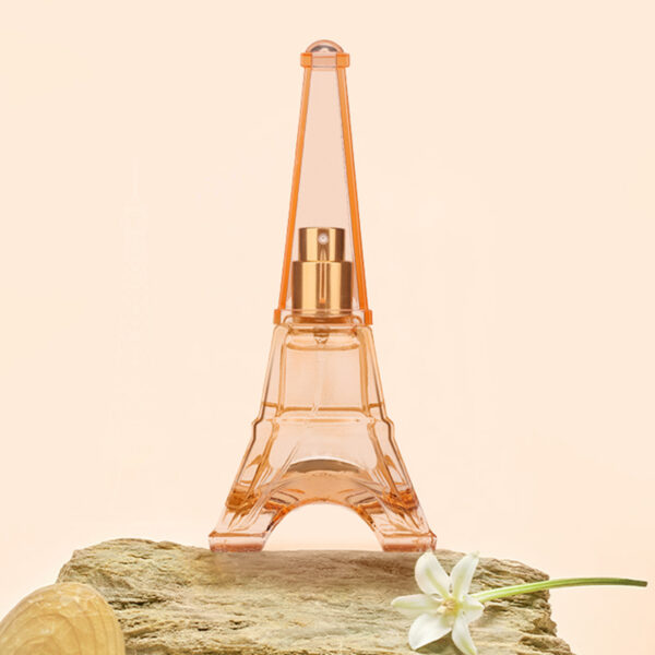 A Trip To Paris. Women Are Free To Encounter Perfumes, Fresh And Fragrant - Image 9